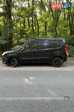Грузовой фургон Fiat Doblo 2011 в 