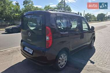 Минивэн Fiat Doblo 2011 в 