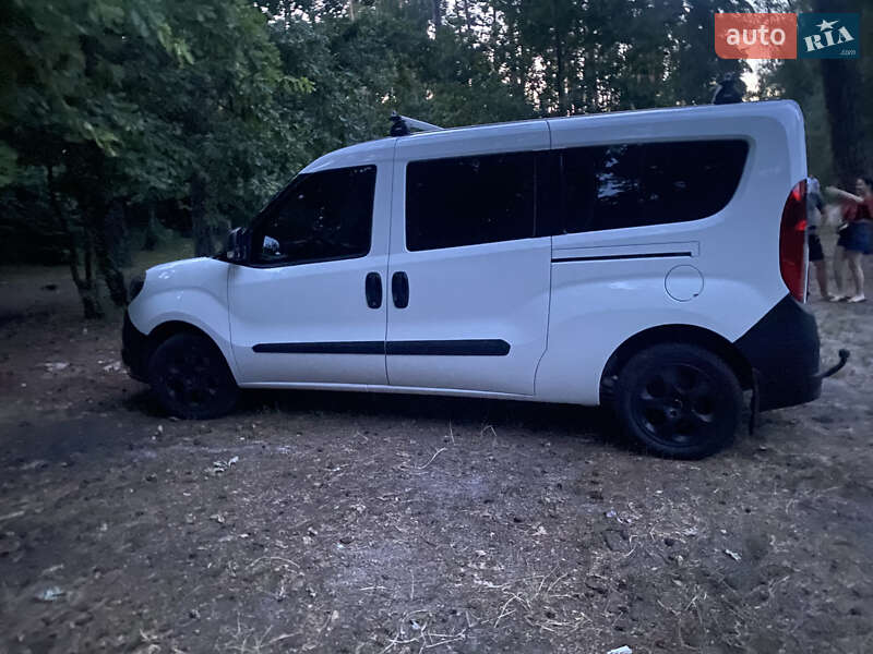 Мінівен Fiat Doblo 2020 в Святопетрівське