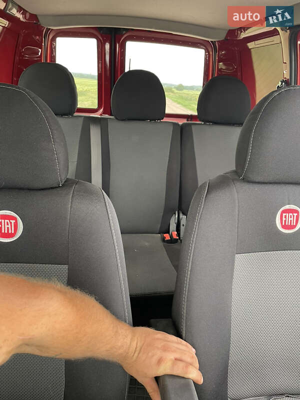 Минивэн Fiat Doblo 2009 в Чутове