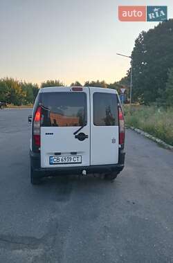 Минивэн Fiat Doblo 2003 в 