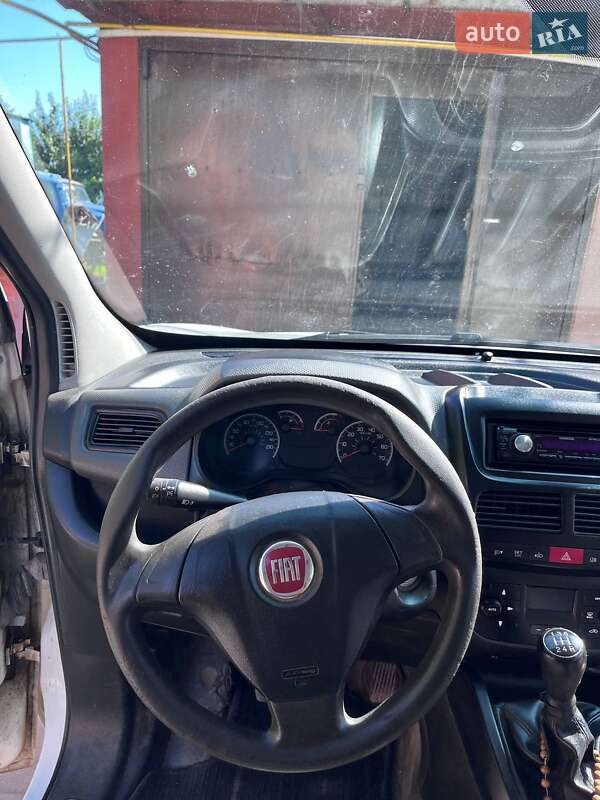 Минивэн Fiat Doblo 2010 в Ставище