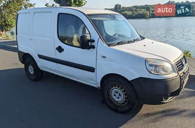 Вантажний фургон Fiat Doblo 2012 в Києві