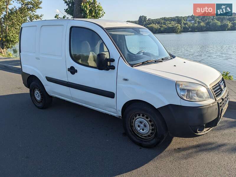 Fiat Doblo 2012