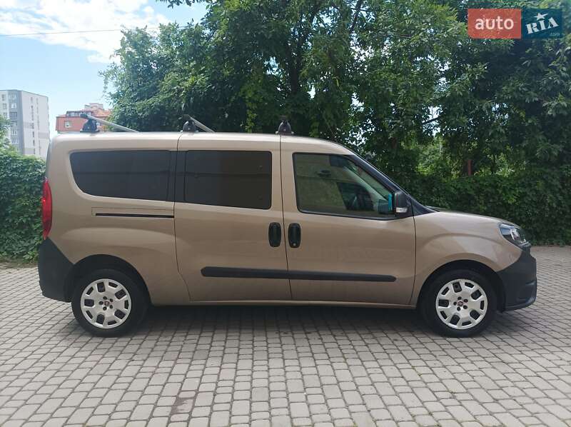 Минивэн Fiat Doblo 2018 в Ужгороде