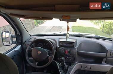 Минивэн Fiat Doblo 2010 в 