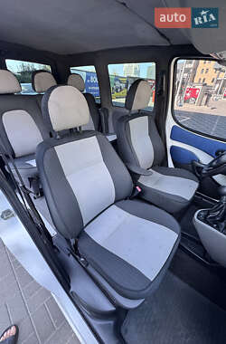 Минивэн Fiat Doblo 2005 в 