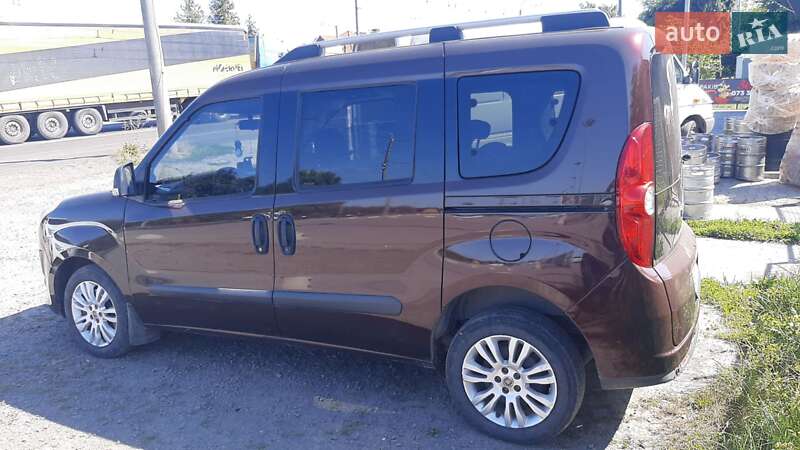 Мінівен Fiat Doblo 2010 в Луцьку фото 3 Мінівен Fiat Doblo 2010 в Луцьку