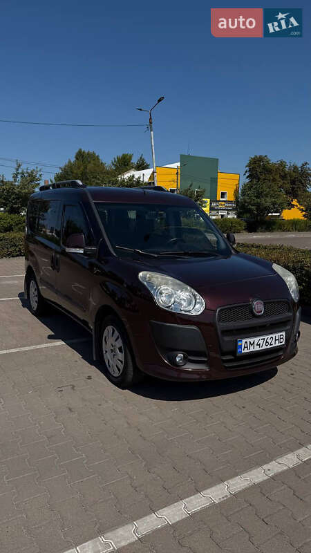 Мінівен Fiat Doblo 2011 в Житомирі фото 4 Мінівен Fiat Doblo 2011 в Житомирі
