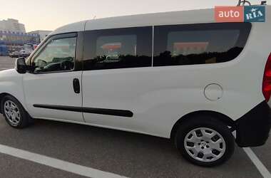 Минивэн Fiat Doblo 2010 в 