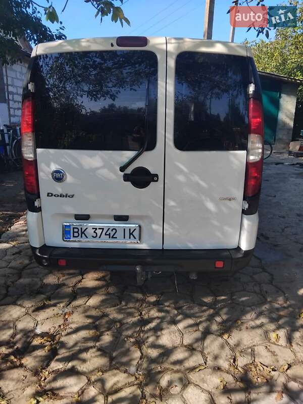 Мінівен Fiat Doblo 2005 в Острозі фото 13 Мінівен Fiat Doblo 2005 в Острозі