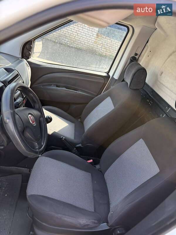 Вантажний фургон Fiat Doblo 2012 в Миколаєві фото 23 Вантажний фургон Fiat Doblo 2012 в Миколаєві