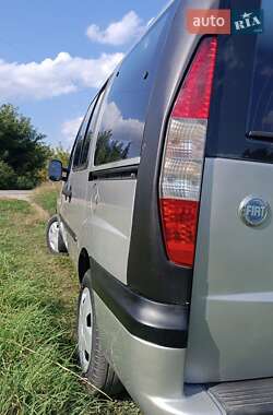Минивэн Fiat Doblo 2005 в 