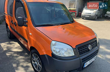 Грузопассажирский фургон Fiat Doblo 2010 в Киеве