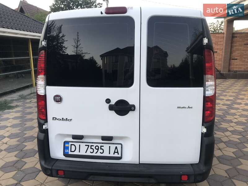 Минивэн Fiat Doblo 2013 в Николаеве
