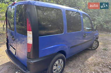 Грузовой фургон Fiat Doblo 2004 в 