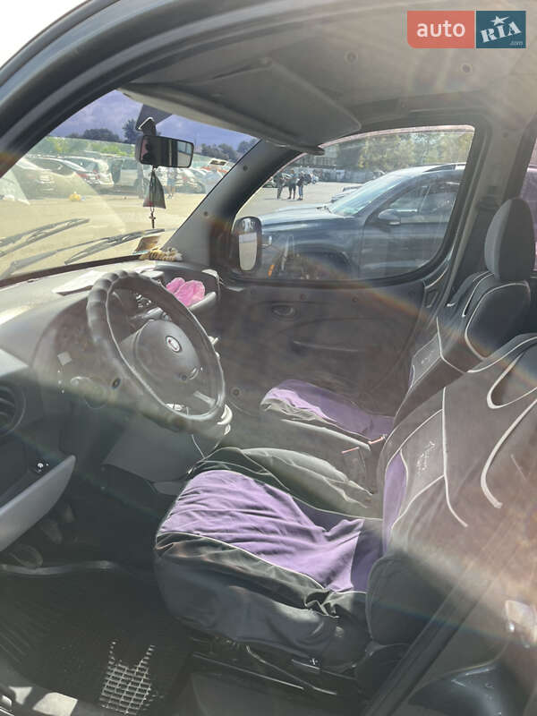 Мінівен Fiat Doblo 2011 в Києві