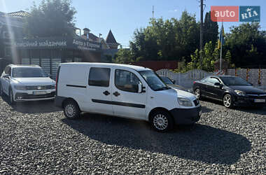 Вантажний фургон Fiat Doblo 2006 в Хмельницькому
