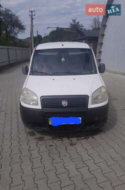 Грузопассажирский фургон Fiat Doblo 2008 в 