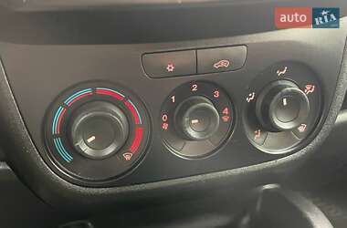 Грузопассажирский фургон Fiat Doblo 2010 в 