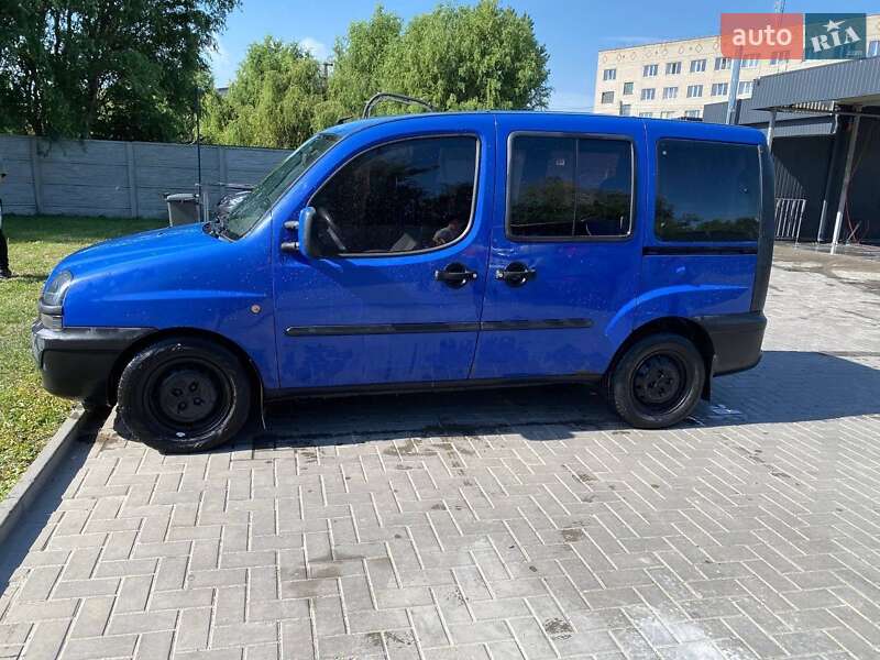 Минивэн Fiat Doblo 2003 в 