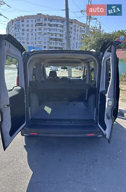 Минивэн Fiat Doblo 2011 в 