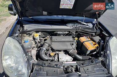 Минивэн Fiat Doblo 2011 в 