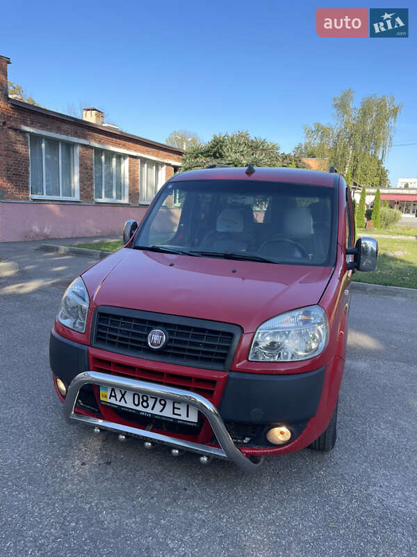 Минивэн Fiat Doblo 2008 в 