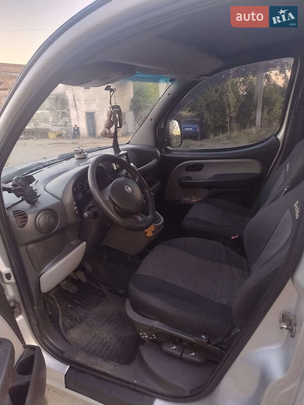 Минивэн Fiat Doblo 2009 в Днепре