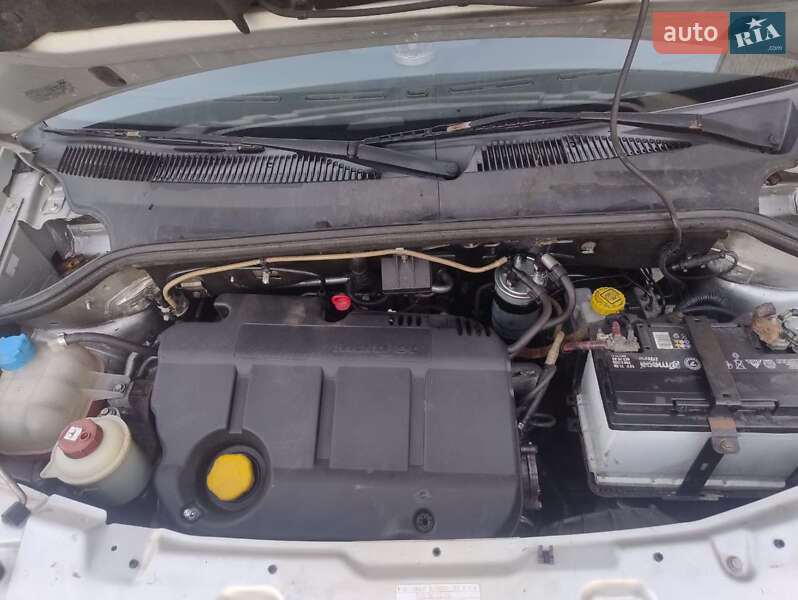 Минивэн Fiat Doblo 2009 в Днепре