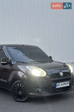 Вантажний фургон Fiat Doblo 2012 в 