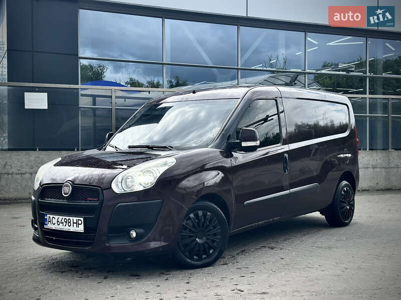 Вантажний фургон Fiat Doblo 2012 в 