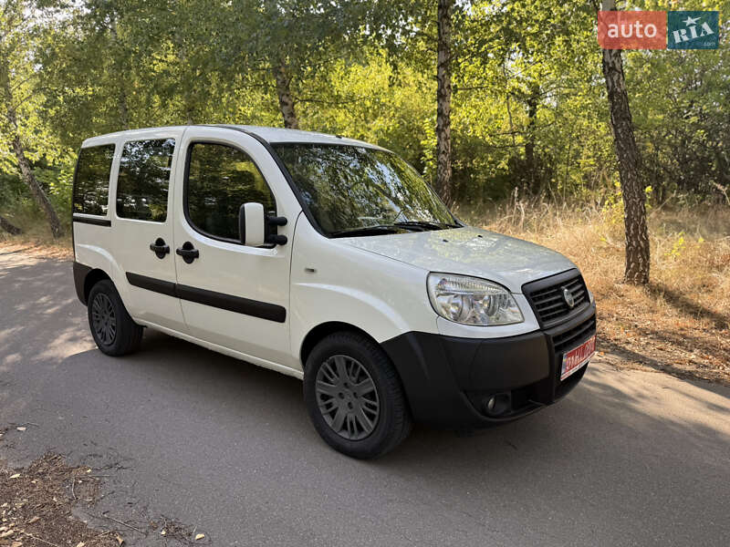 Минивэн Fiat Doblo 2007 в Лубнах