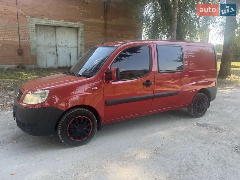 Минивэн Fiat Doblo 2006 в 
