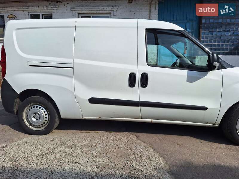 Грузовой фургон Fiat Doblo 2012 в Киеве