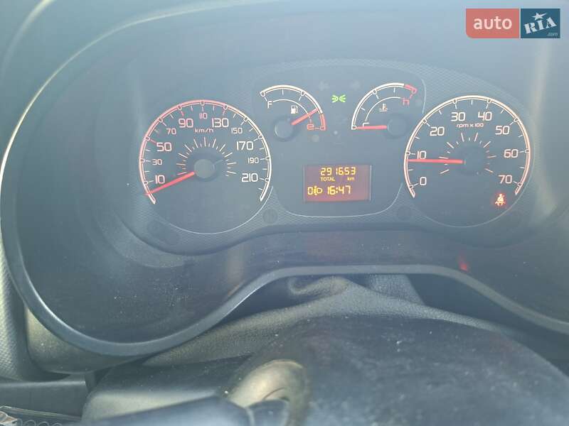 Грузовой фургон Fiat Doblo 2012 в Киеве