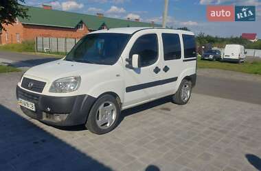 Минивэн Fiat Doblo 2009 в 