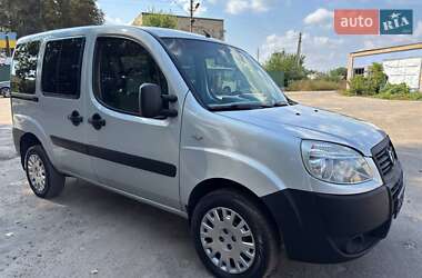 Минивэн Fiat Doblo 2012 в 