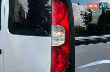 Минивэн Fiat Doblo 2012 в 