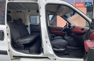 Грузопассажирский фургон Fiat Doblo 2010 в 