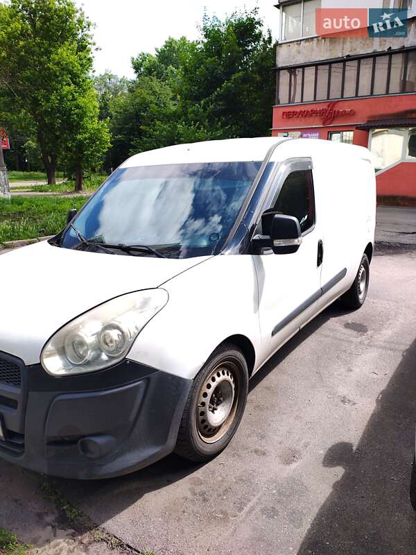 Fiat Doblo 2011