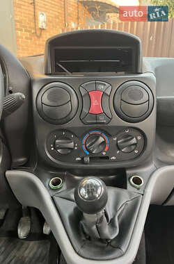 Минивэн Fiat Doblo 2009 в 