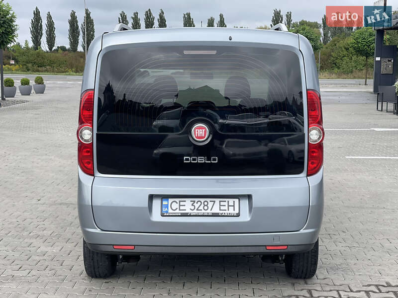 Минивэн Fiat Doblo 2012 в Черновцах