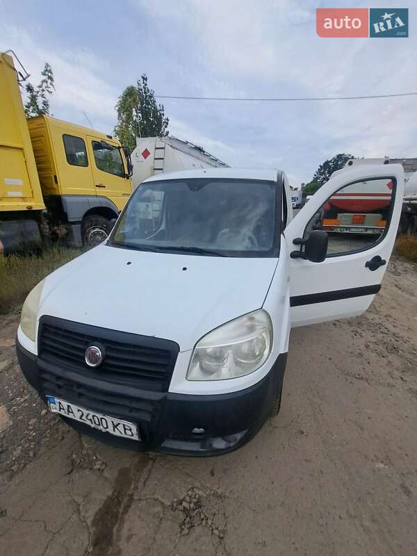 Грузовой фургон Fiat Doblo 2008 в Киеве фото 2 Грузовой фургон Fiat Doblo 2008 в Киеве