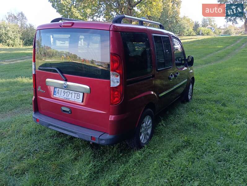 Минивэн Fiat Doblo 2006 в Березане