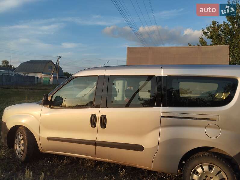 Минивэн Fiat Doblo 2011 в Харькове фото 4 Минивэн Fiat Doblo 2011 в Харькове