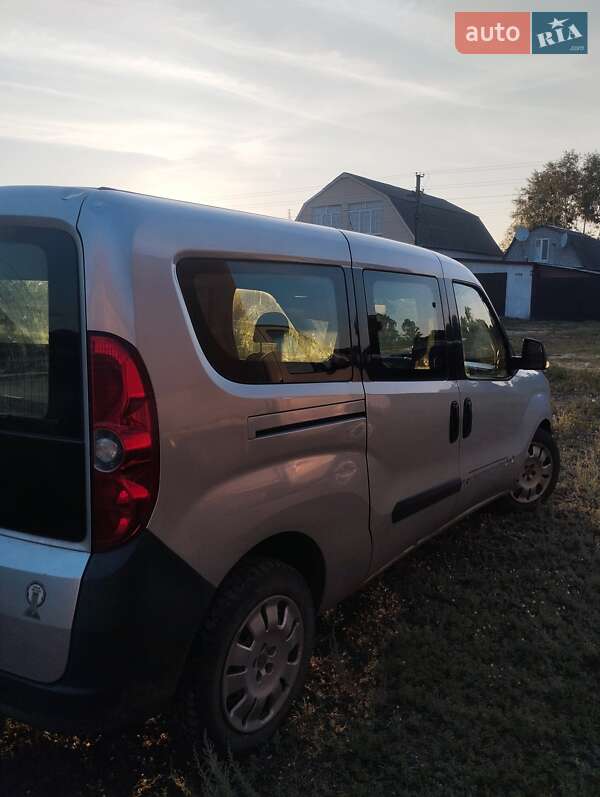 Минивэн Fiat Doblo 2011 в Харькове фото 2 Минивэн Fiat Doblo 2011 в Харькове
