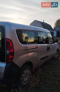 Минивэн Fiat Doblo 2011 в 