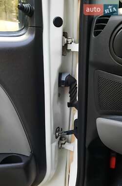 Минивэн Fiat Doblo 2008 в 