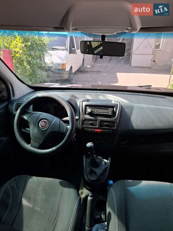 Минивэн Fiat Doblo 2012 в Николаеве